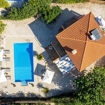 Amberturtle Design With Private Pool فيلة بييا