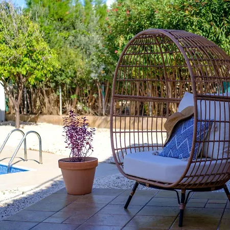Amberturtle Design With Private Pool Villa Peyia